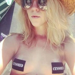 Pastease - Black Censor Bar Pasties Festival