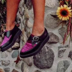 TUK A9513 Black Tukskin™ & Zebra Pointed Buckle Creeper