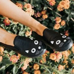 TUK-A9530L Black Kitty Slip On Sneaker Women