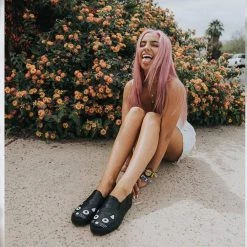 TUK-A9530L Black Kitty Slip On Sneaker Women