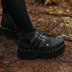 TUK-A9559 Black 3-Buckle Pointed Dino Lug Sole Boot Women 15 TUK-A9559 Black 3-Buckle Pointed Dino Lug Sole Boot Women