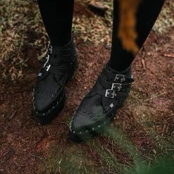 TUK-A9559 Black 3-Buckle Pointed Dino Lug Sole Boot Women 13 TUK-A9559 Black 3-Buckle Pointed Dino Lug Sole Boot Women