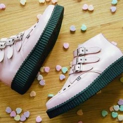 TUK-A9566 Pink TUKskin™ 3 Buckle Pointed Creeper Boot