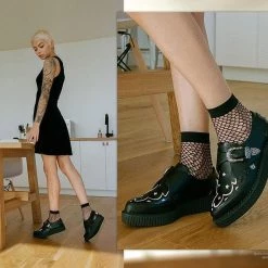 TUK-A9573 Black & White Star Western Pointed Buckle Creeper Women