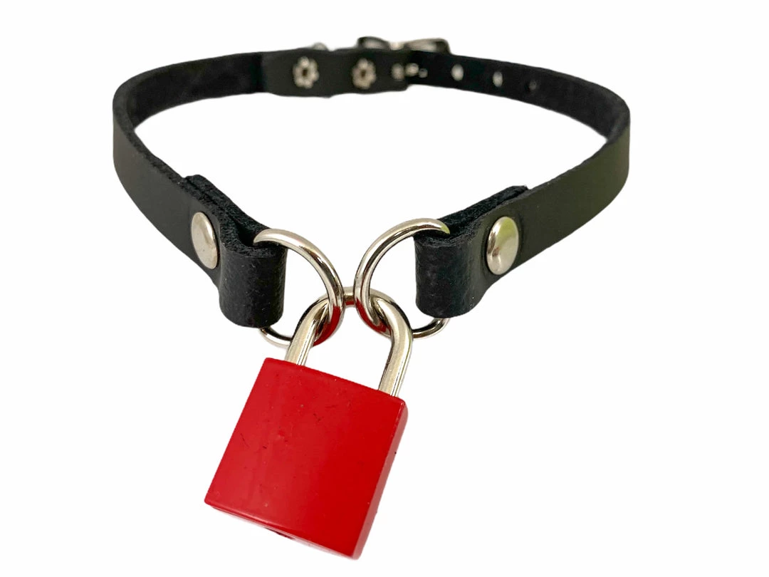 Funk Plus Christmas Lock Choker 1 Funk Plus Christmas Lock Choker