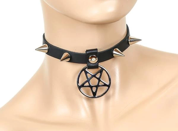 Funk Plus CONE SPIKE PENTAGRAM CHOKER 1 Funk Plus CONE SPIKE PENTAGRAM CHOKER