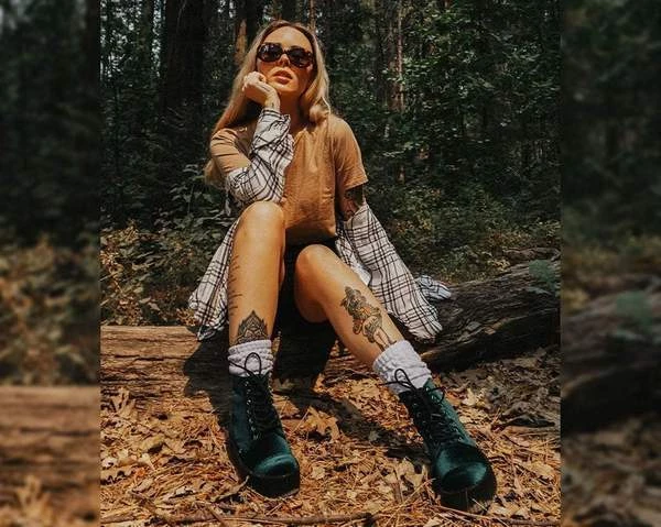 Women TUK V9759L Green Velvet 7-Eye Viva Mondo Boot 7 Women TUK V9759L Green Velvet 7-Eye Viva Mondo Boot