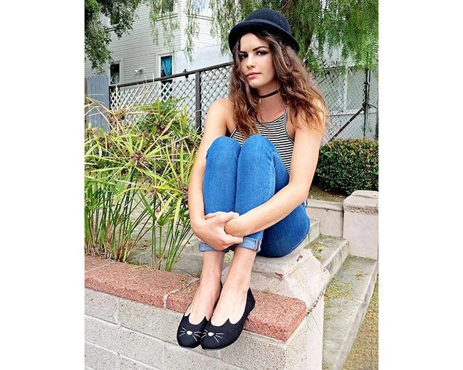 TUK-A9008L Sophistakitty Flats 3 TUK-A9008L Sophistakitty Flats