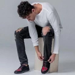 Women TUK-A9300 Black Canvas & Plaid VLK Sneaker