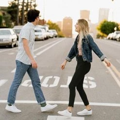 TUK-A9304 White Canvas VLK Sneakers