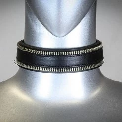 Funk Plus Zipper Edge Choker